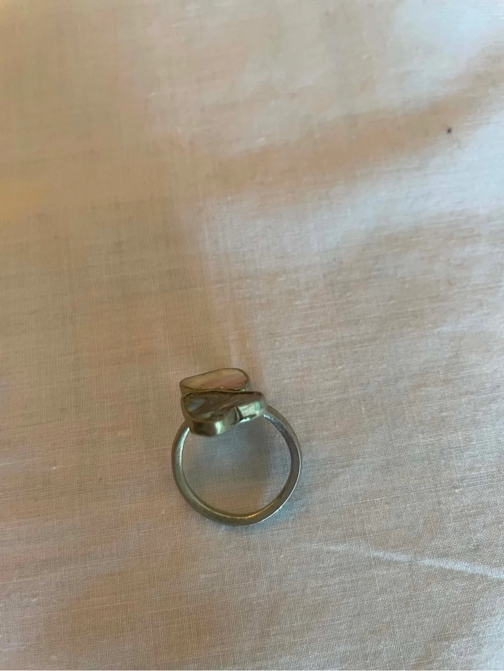 Iridescent Abalone and Mother-of-Pearl heart Ring - Silver Tone